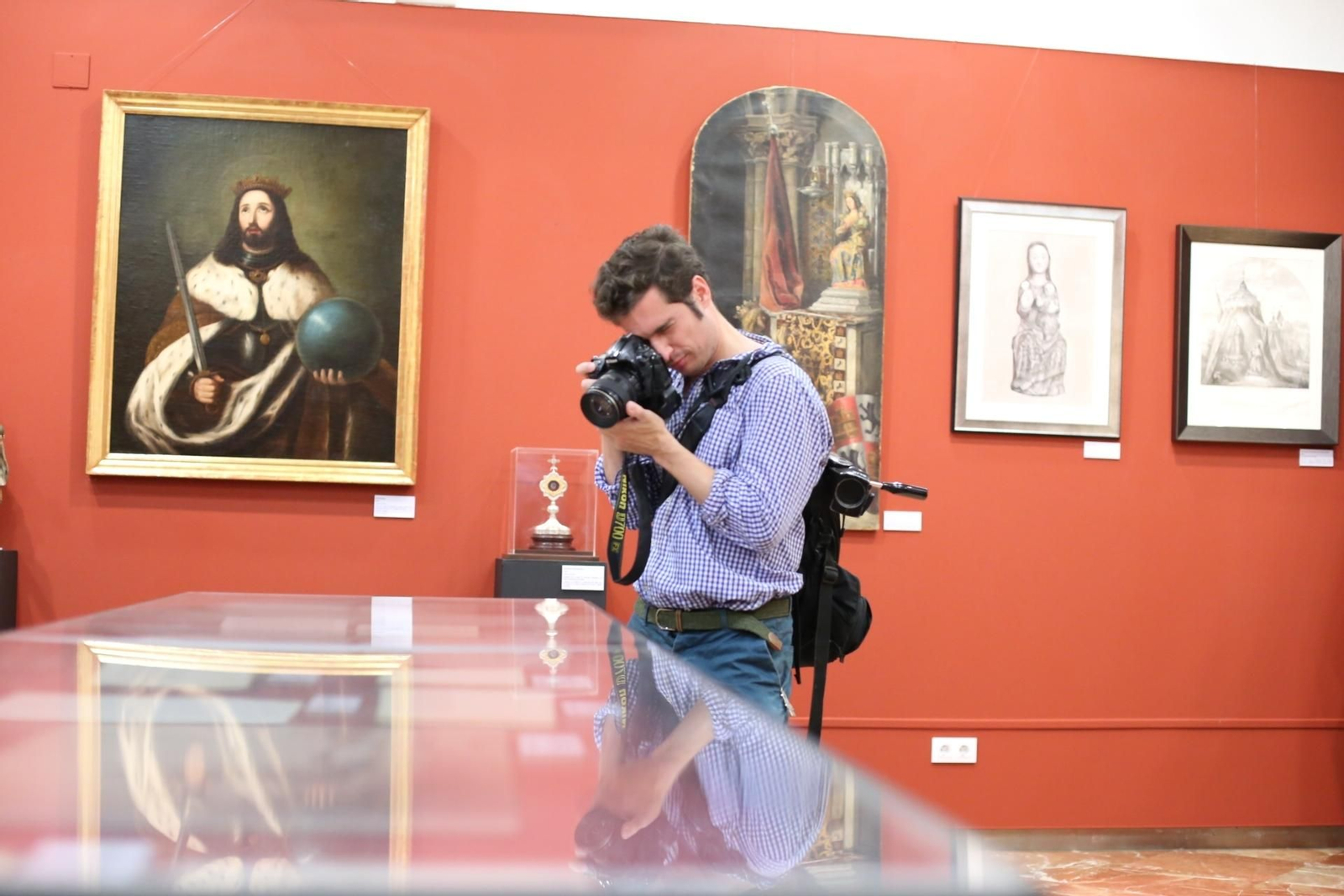 Las imágenes de la exposición de la Hermandad de Valme