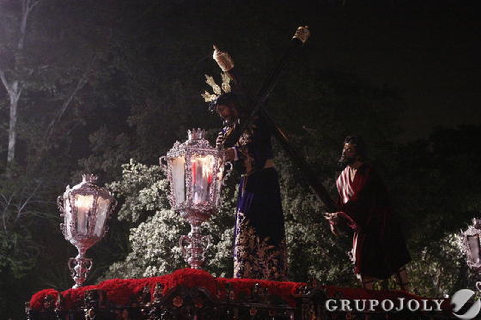Nazareno de Algeciras

Foto: Erasmo Fenoy · Paco Guerrero