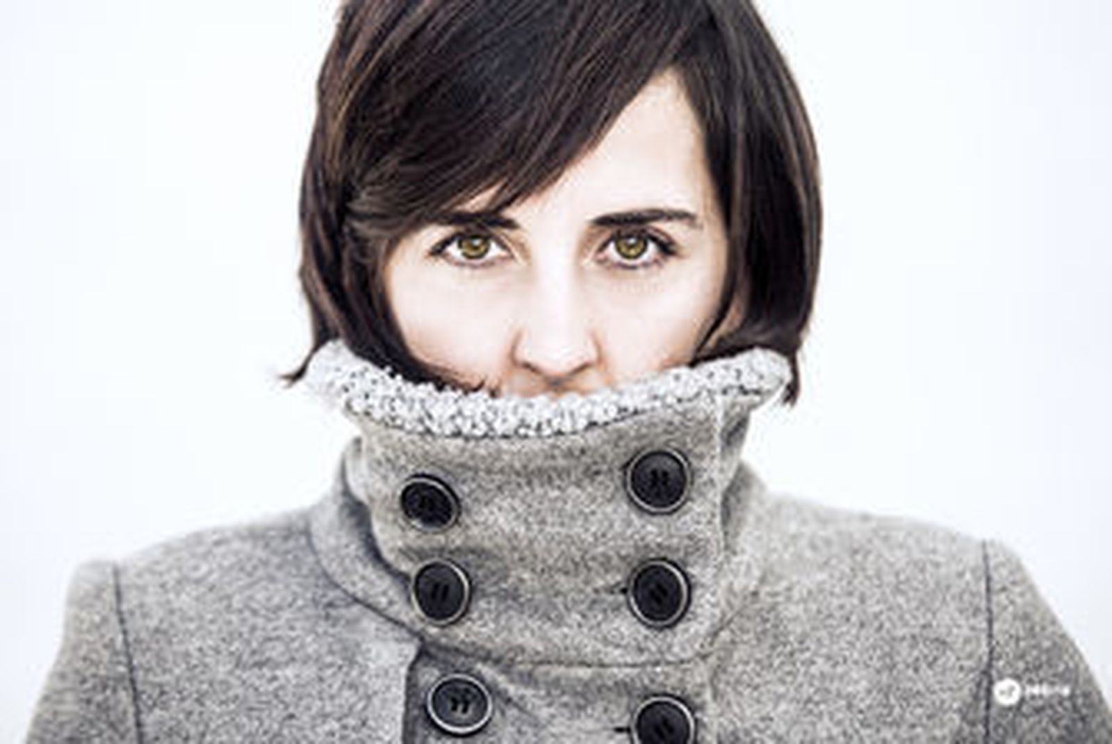 Erika Martínez recopila obras de sus tres poemarios en 'A secas'.