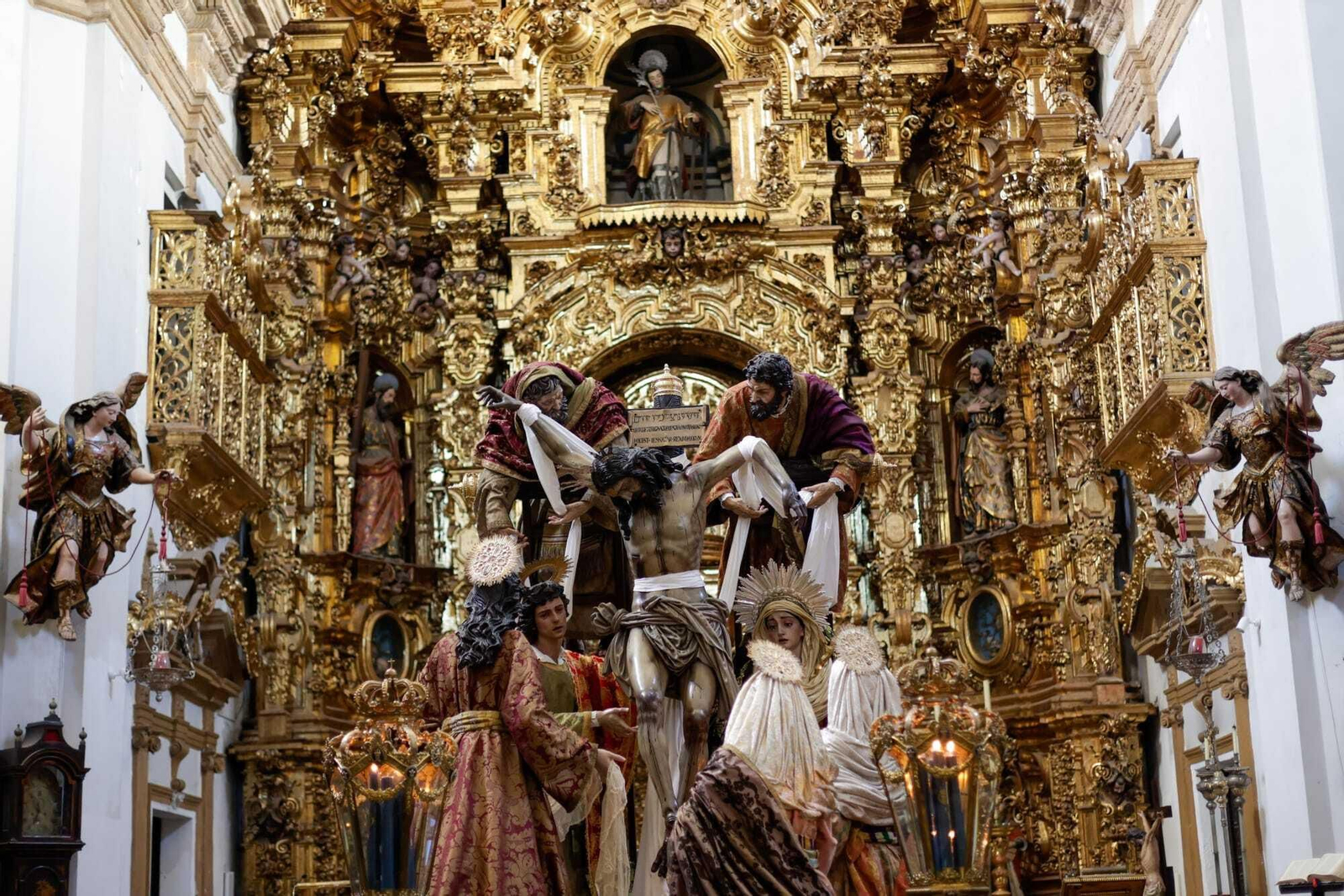 Las imágenes de la cofradía del Descendimiento en la Semana Santa de Cádiz 2023
