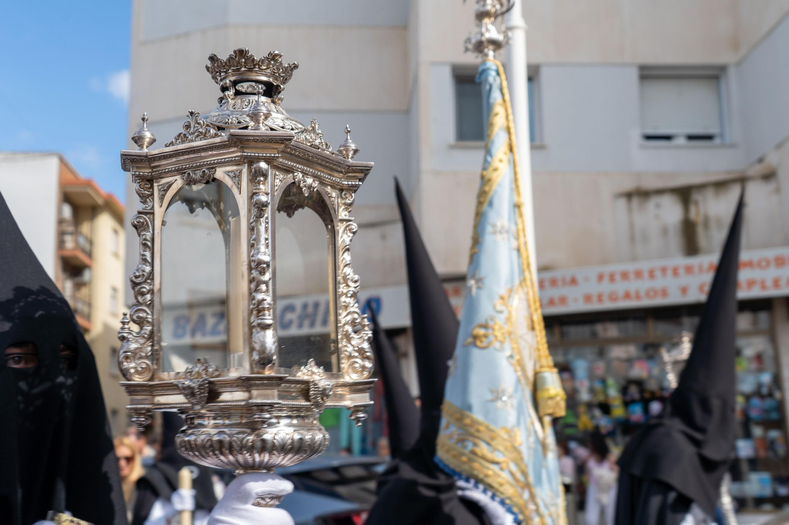 Domingo de Ramos: Imágenes de la procesión de La Sagrada Cena y Maria Santísima del Rosario