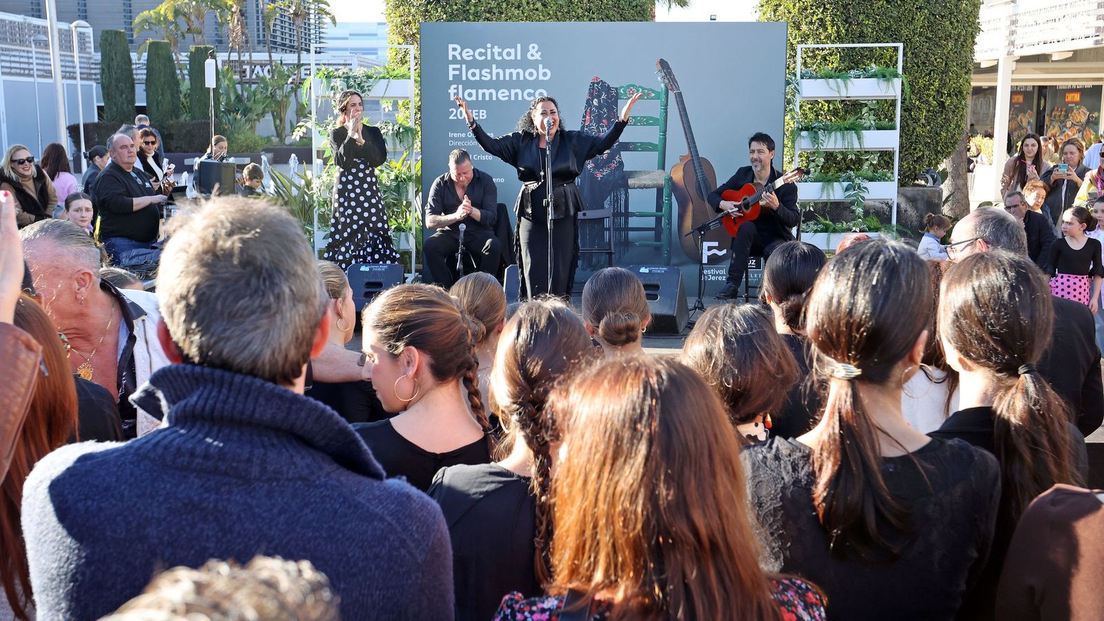 Recital y Flashmob en Luz Shopping Jerez