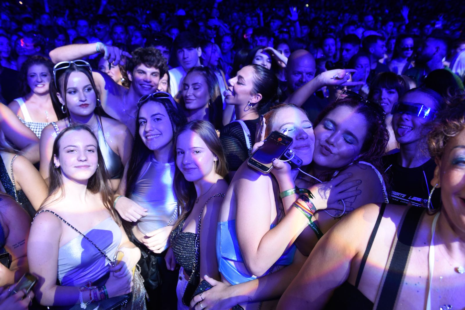 Búscate en el concierto de Rauw Alejandro en la cartuja