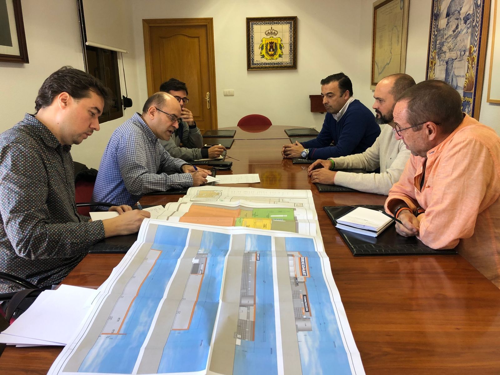 Reunión de los responsables municipales con los técnicos de Bricomart