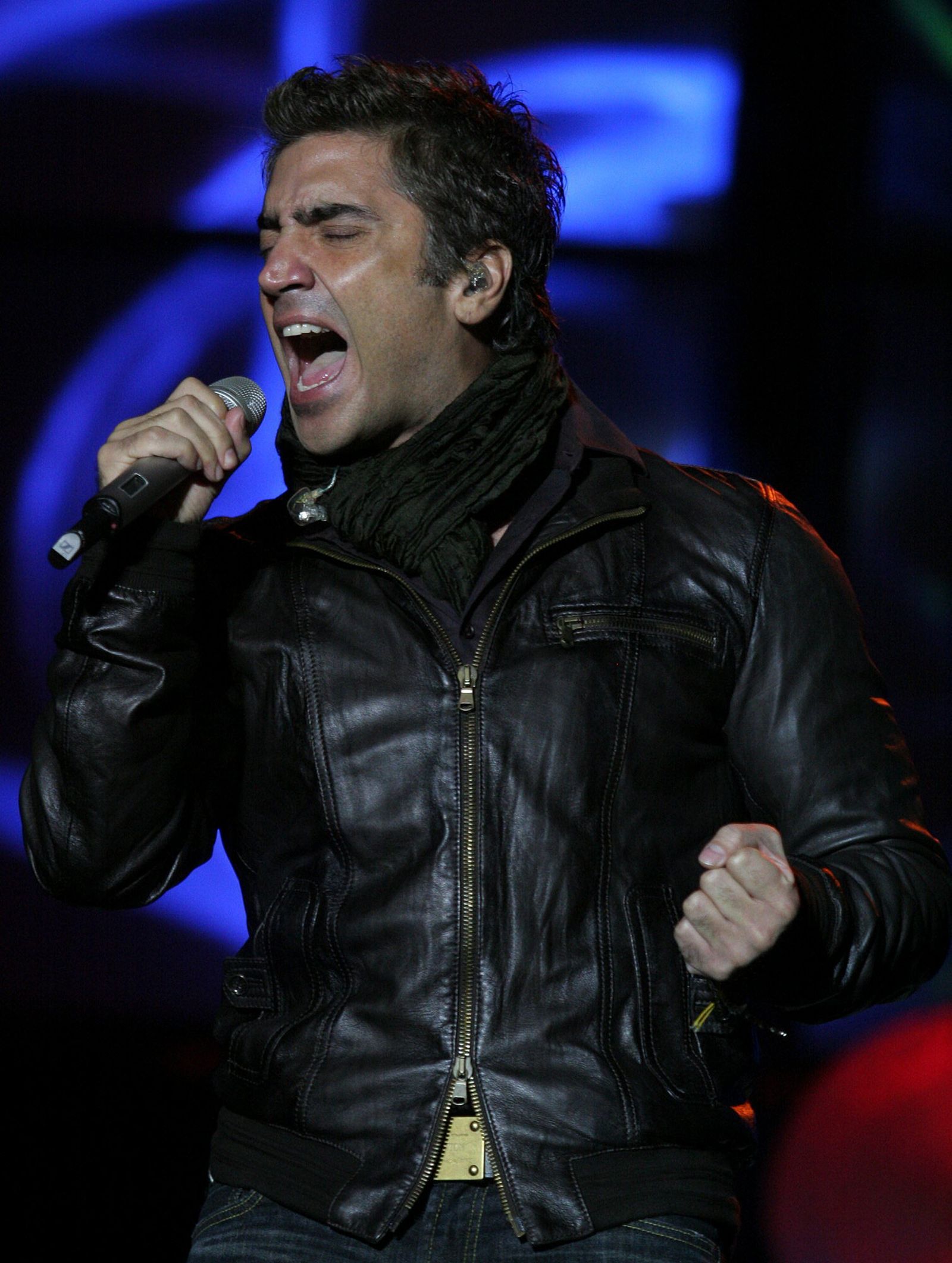 Alejandro Fernández.