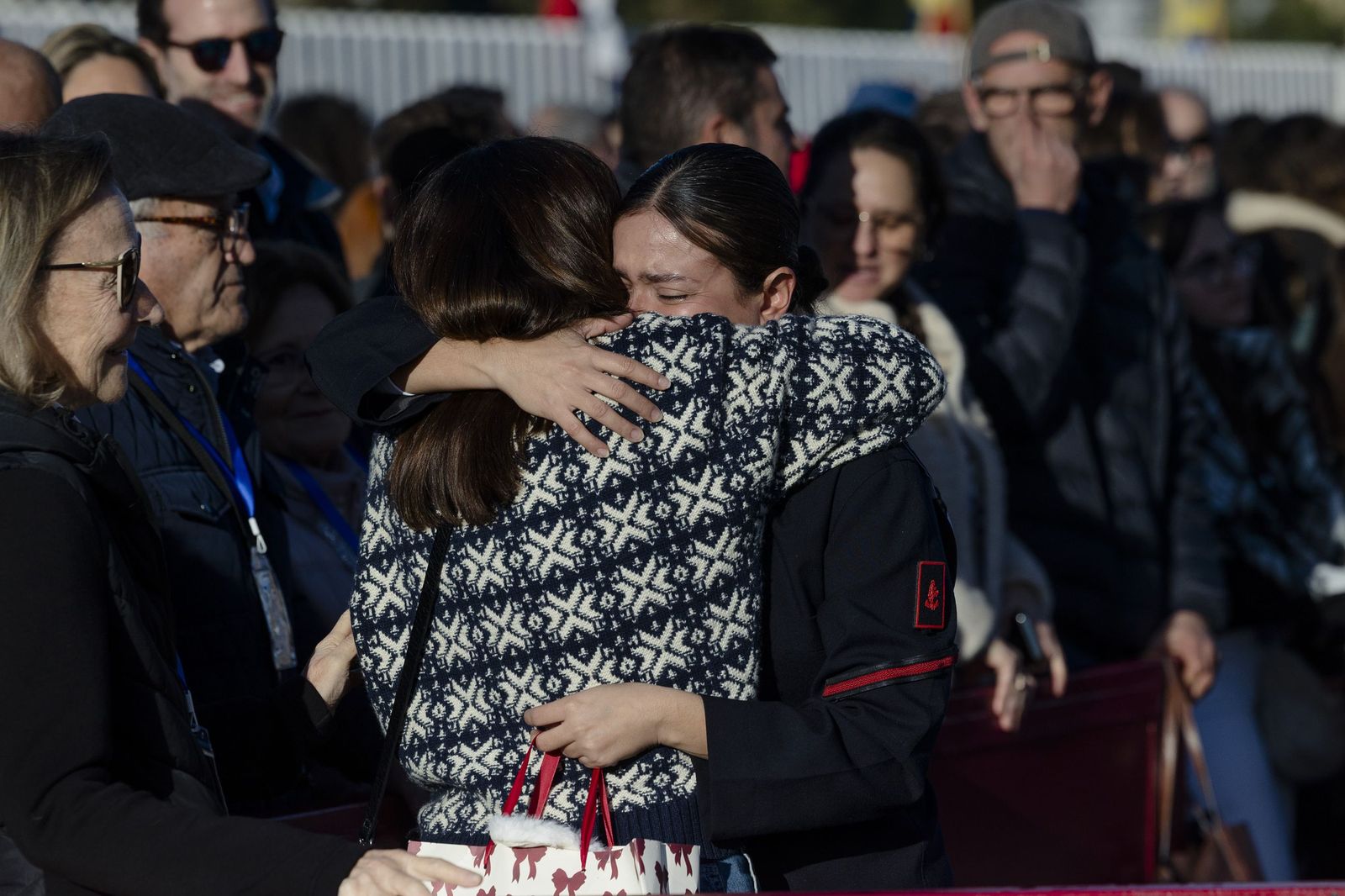 Las imágenes de la despedida del Juan Sebastián de Elcano