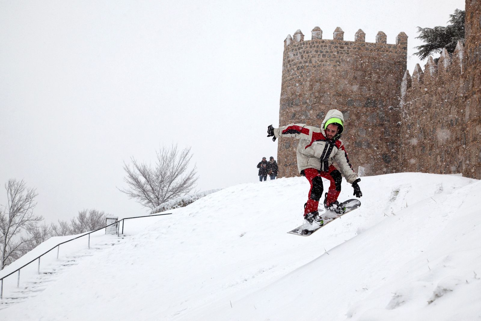 Ávila cubierta de nieve.
