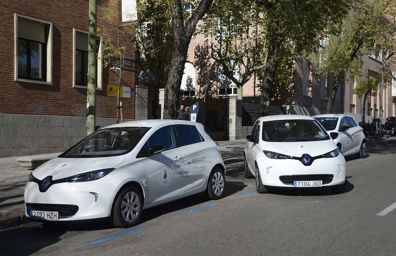 Las matriculaciones de híbridos y eléctricos aumentan un 100% en febrero