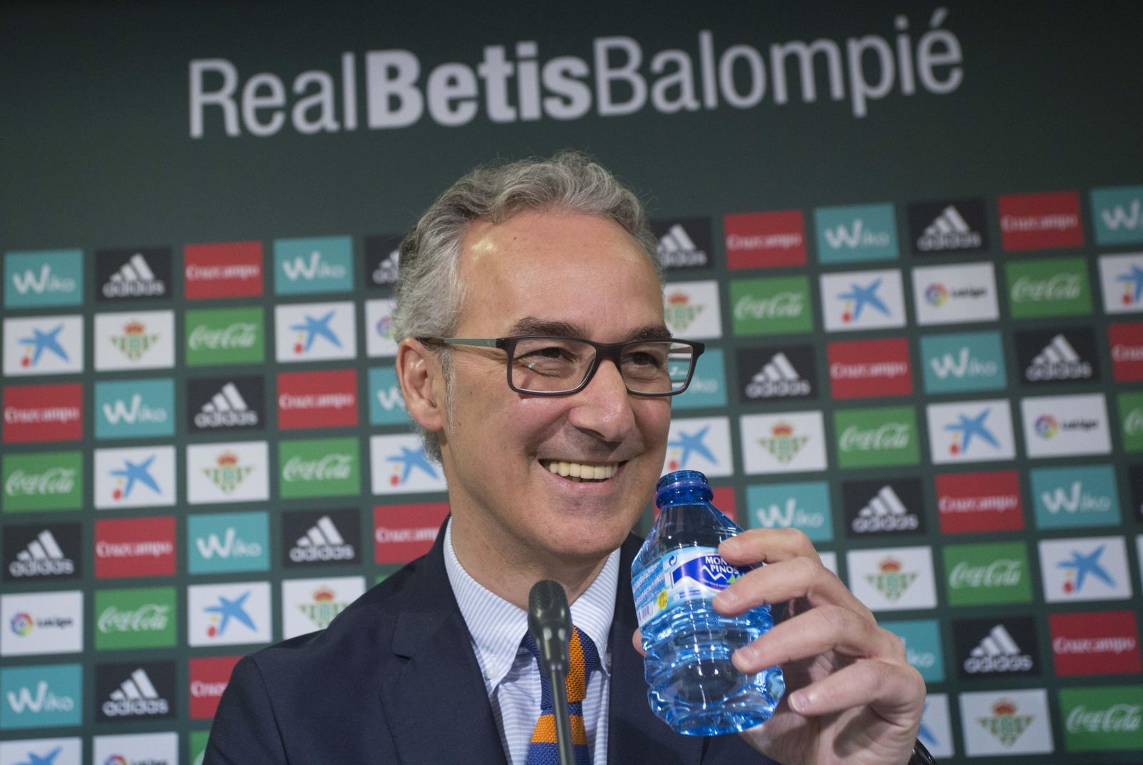 Miguel Torrecilla, en una de sus últimas comparecencias públicas en el Benito Villamarín.