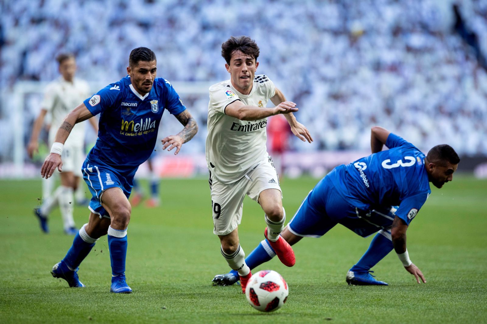 Odriozola se escapa de dos rivales.