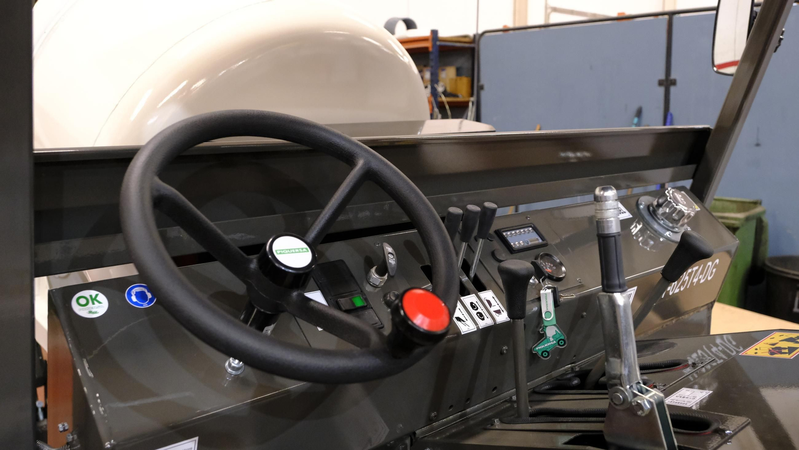 Un recorrido en imágenes por Piquersa, 25 años de maquinaria almeriense