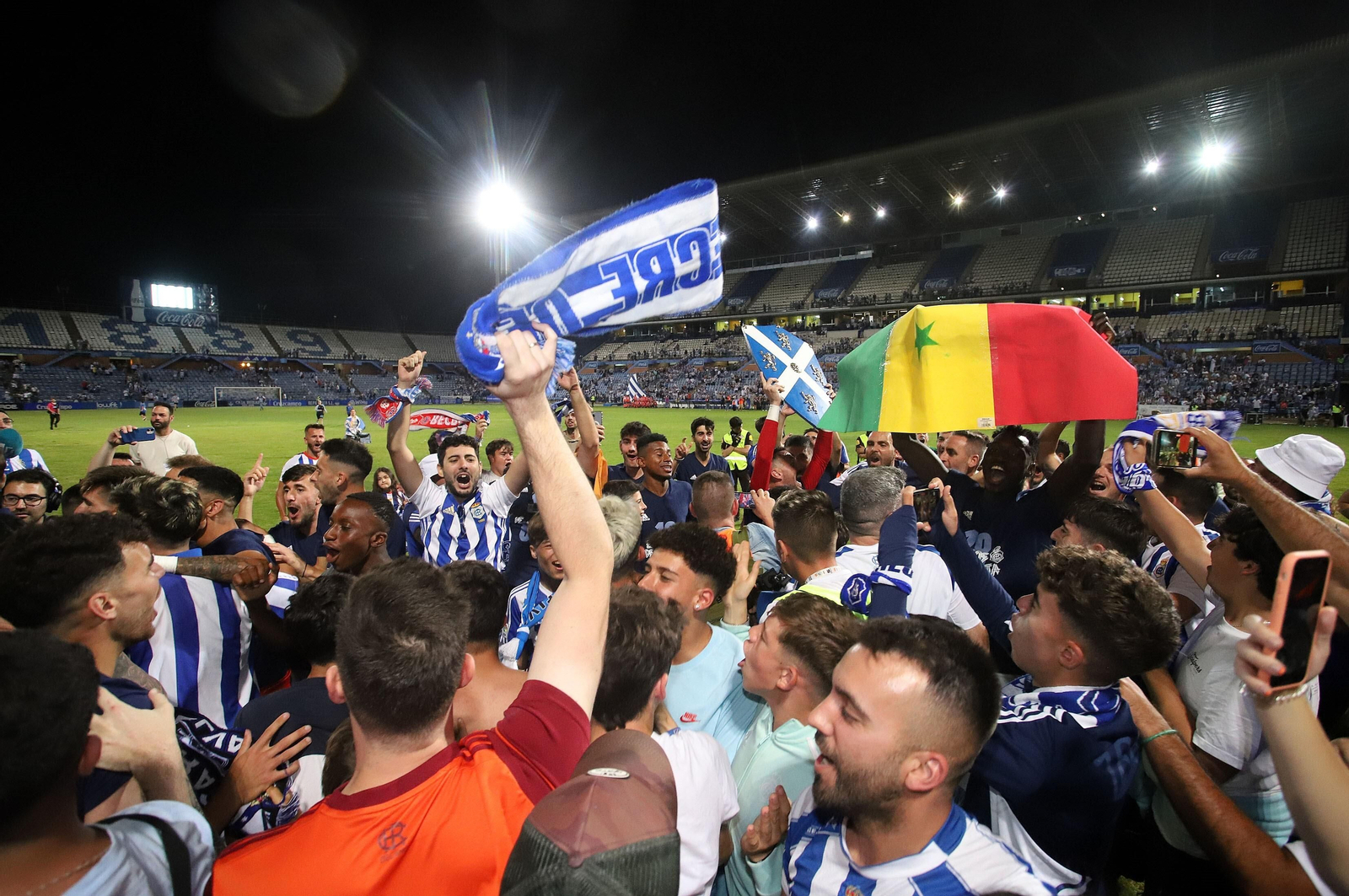 Las imágenes del ascenso del Recre a Primera RFEF