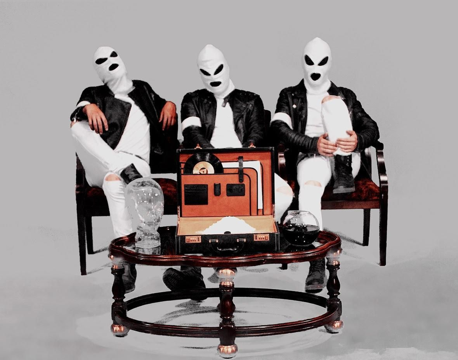 Santo Drama actúa en el Festival Tremendo Halloween en la Sala X