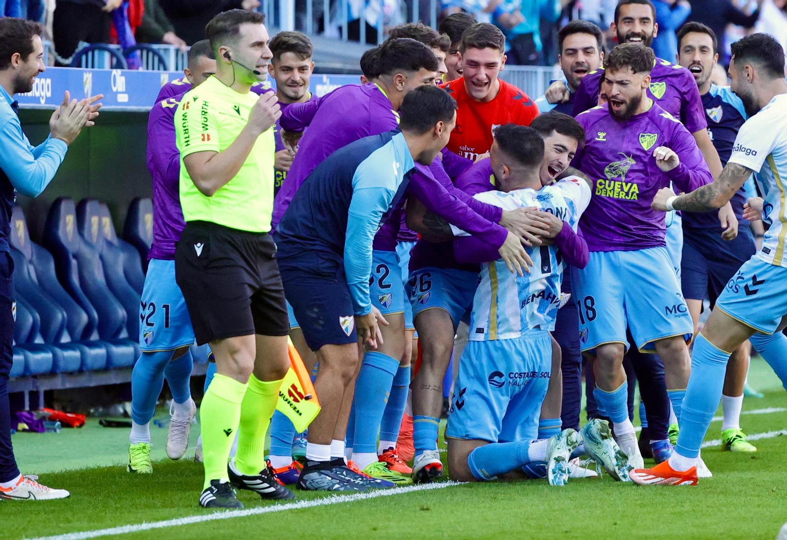 Así fue el golazo de cabeza de Dioni al Almería