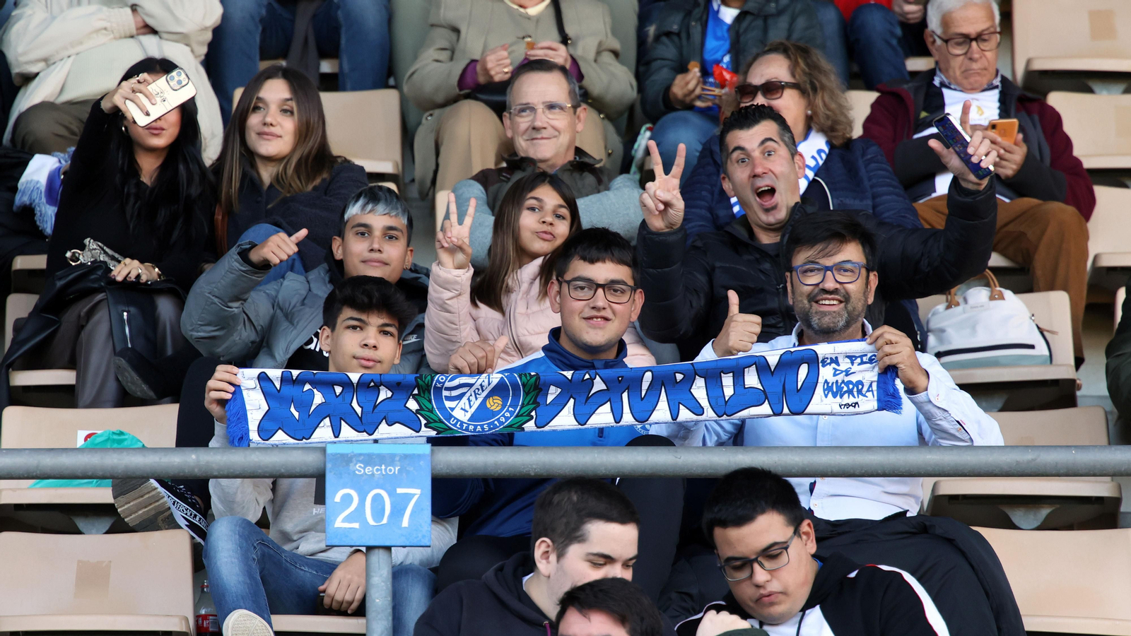 Búscate en el Xerez DFC - Cartagena B en Chapín