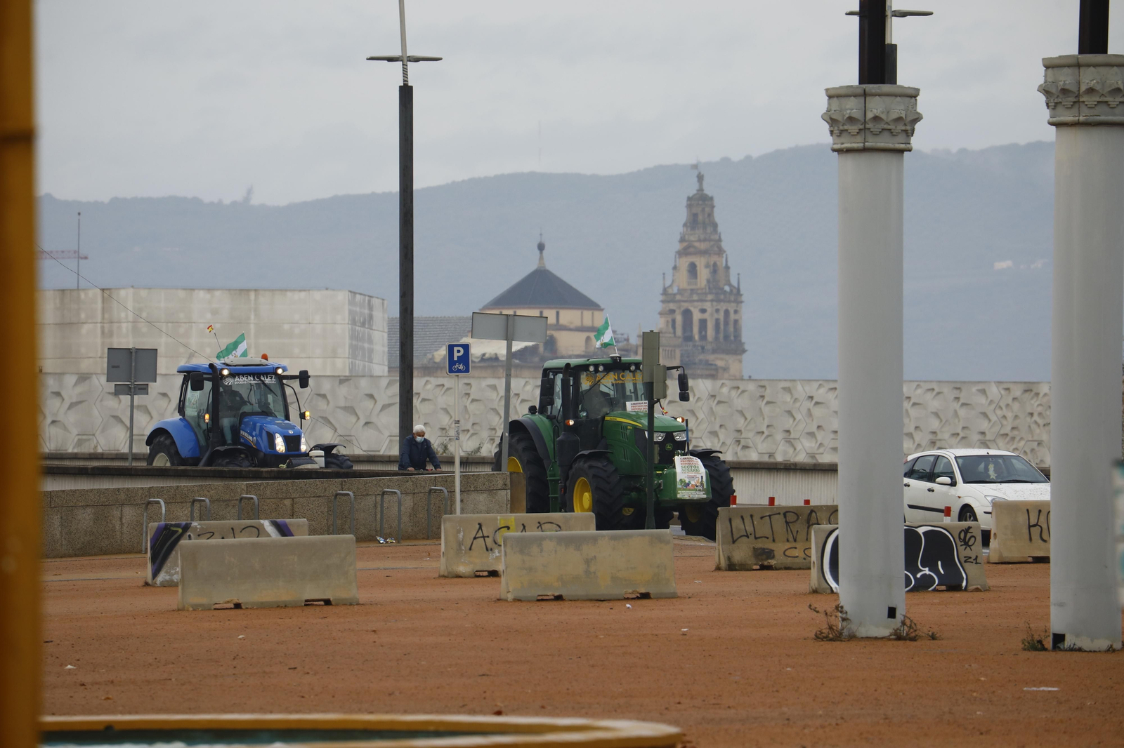 La marcha de protesta del sector agrícola en Córdoba, en imágenes