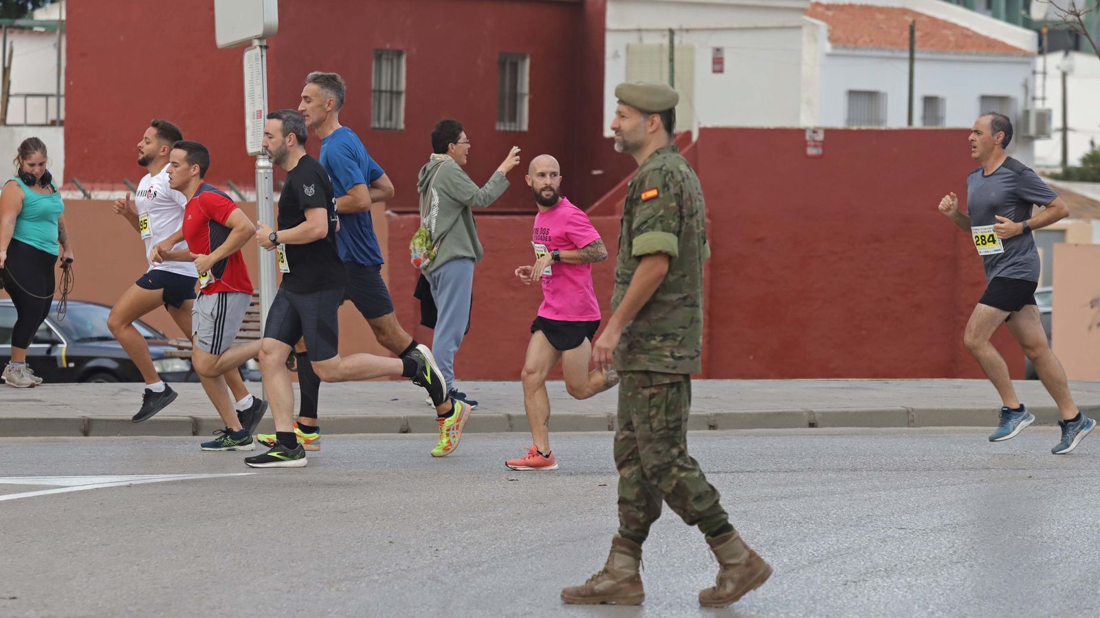 Fotos de la IX Carrera Cívico Militar 'Entre Dos Ciudades'