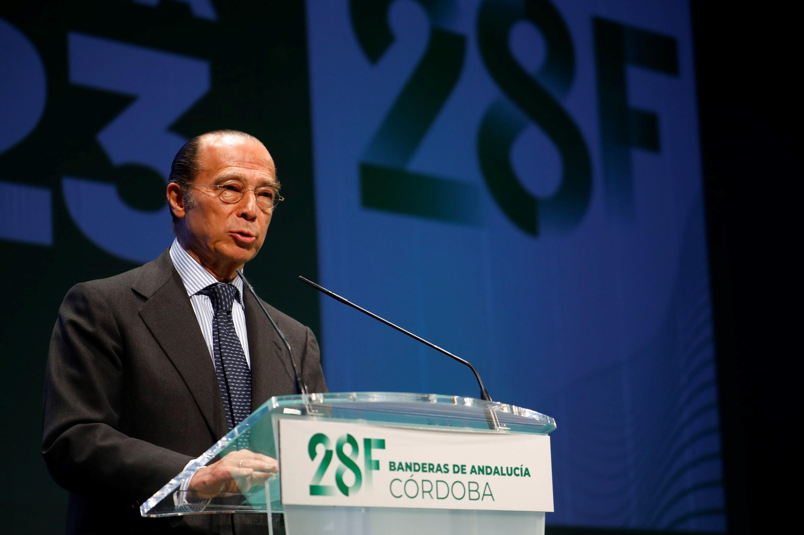 La entrega de las Banderas de Andalucía en Córdoba por el 28F, en imágenes