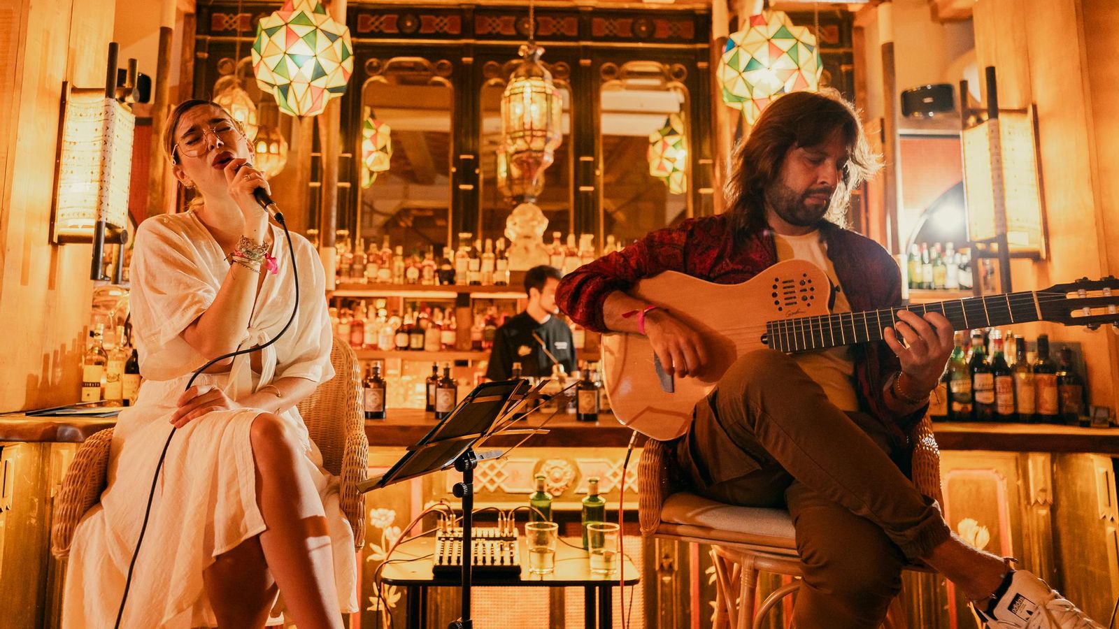 Fanny Olmedo y Oliver Sierra