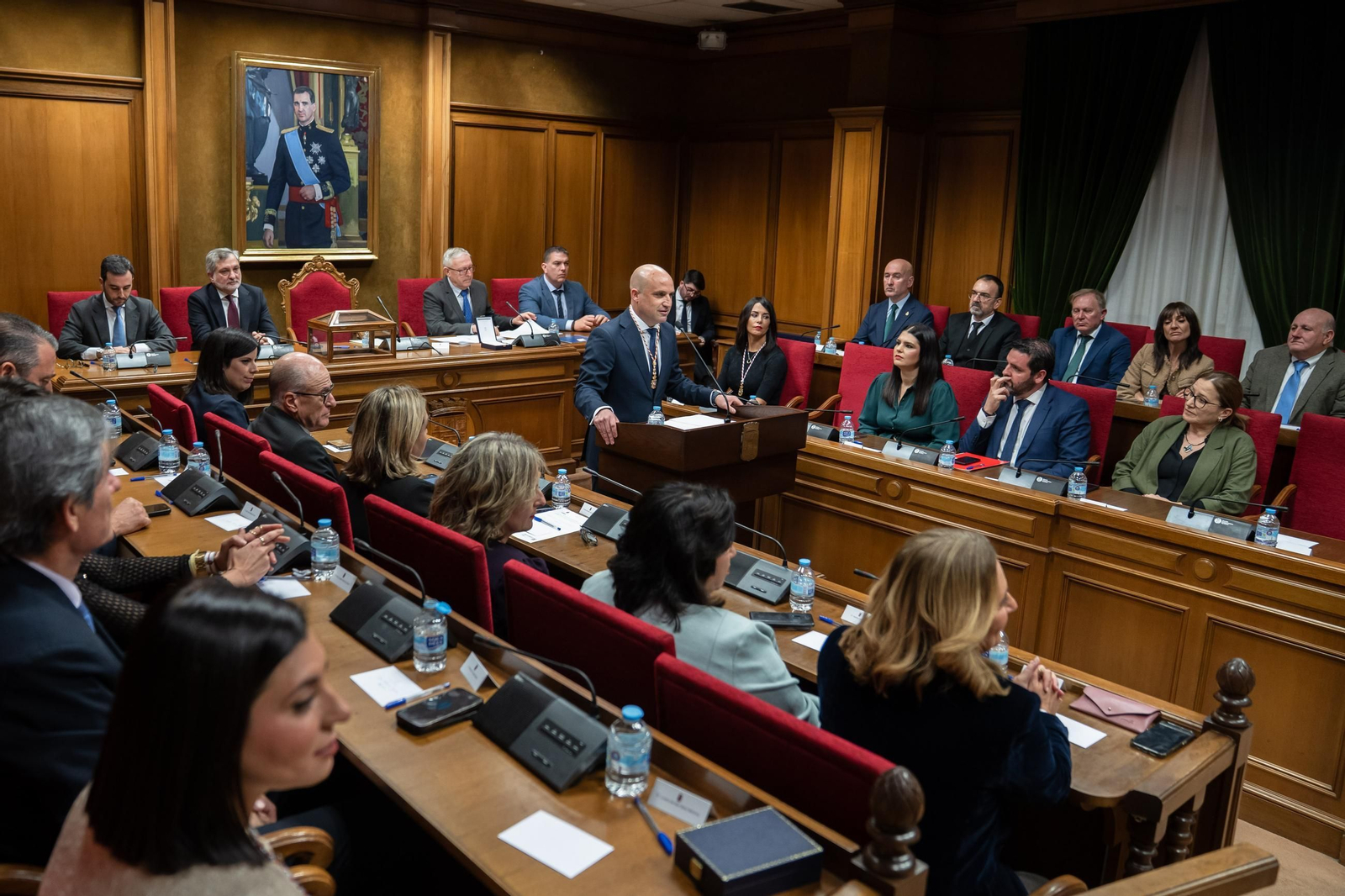 Así se ha vivido la investidura del nuevo presidente de la Diputación Provincial de Almería