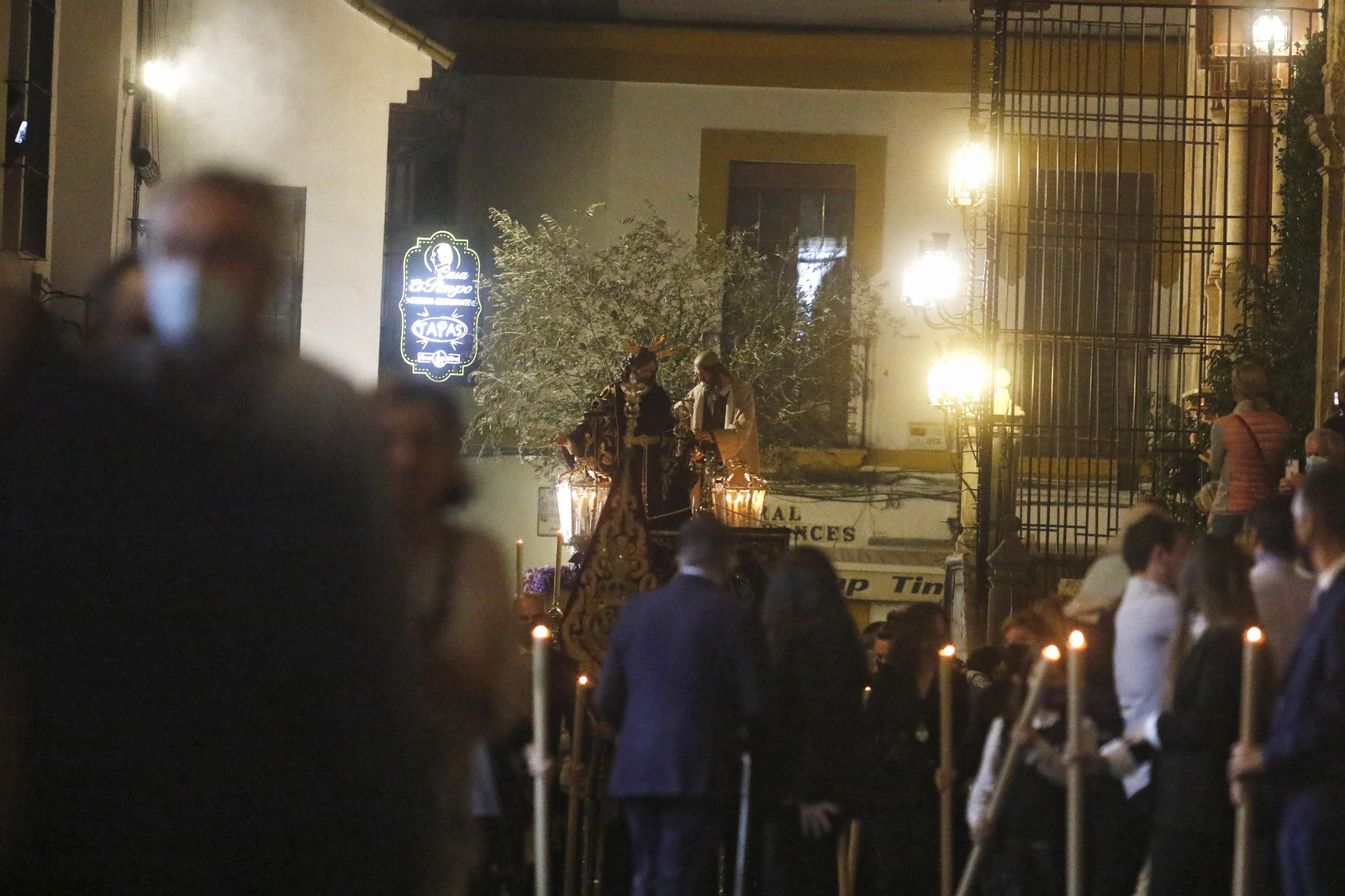 La salida extraordinaria del Señor de la Salud de Córdoba, en imágenes