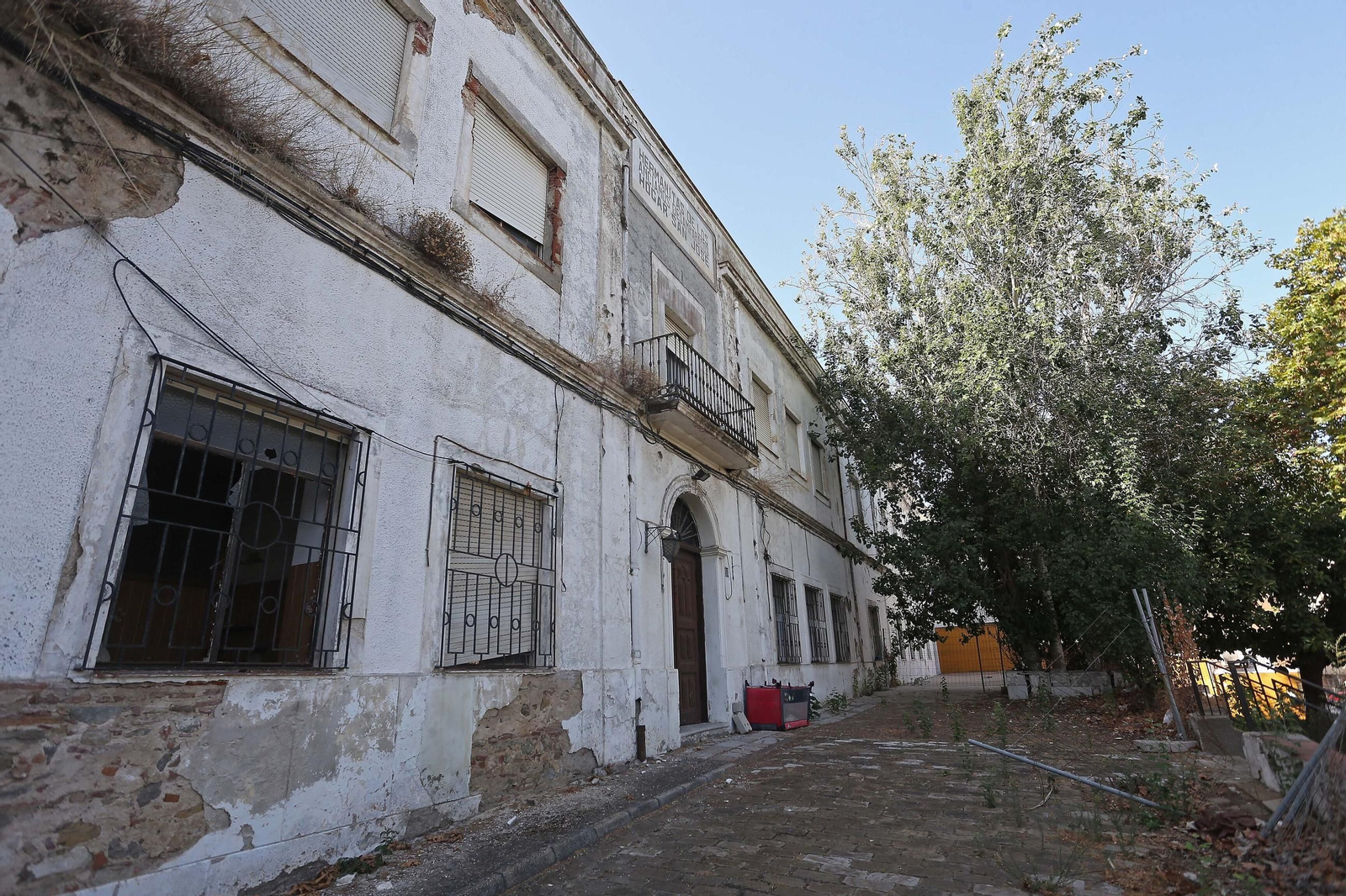 El antiguo Asilo San José, hoy en estado ruinoso.