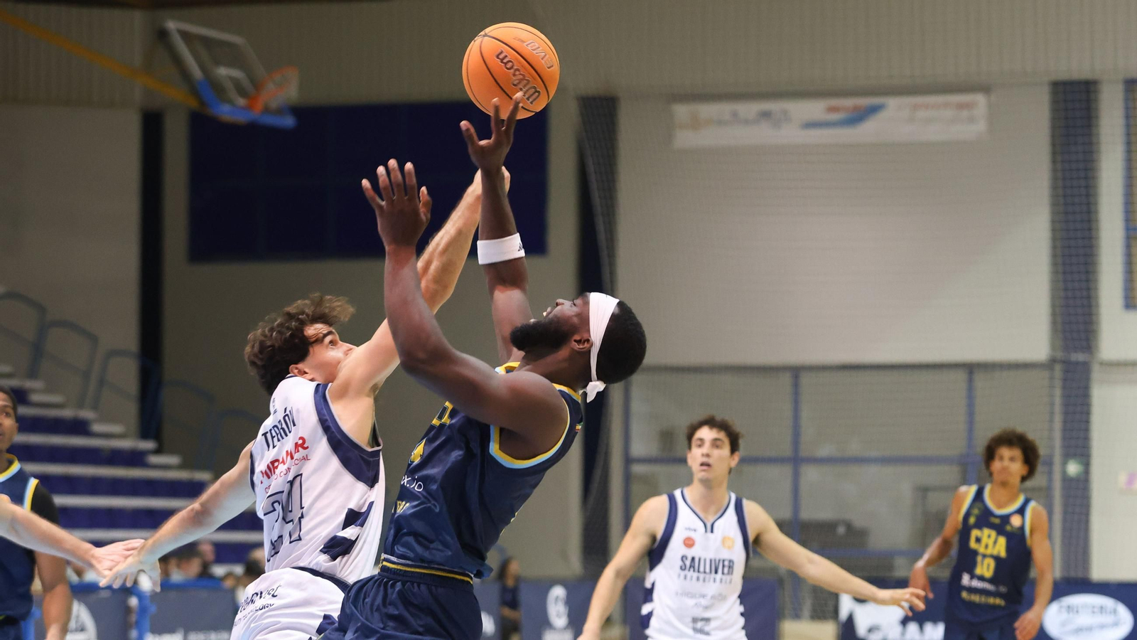 Las fotos del Club Baloncesto Algeciras - Salliver Fuengirola de la Tercera FEB
