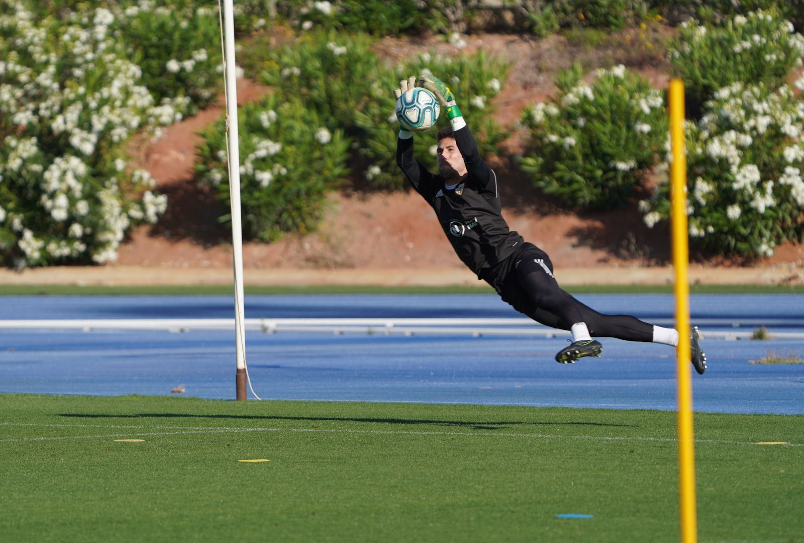 Imágenes del entrenamiento individual del lunes en Estadio y Anexo