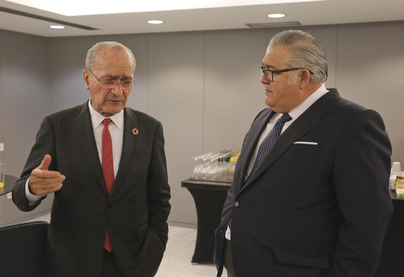 Fotos del Desayuno informativo Grupo Joly con el alcalde de Málaga