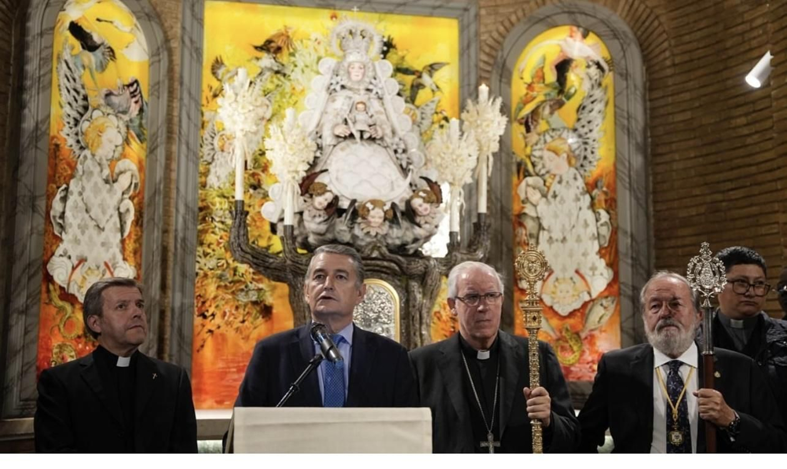 El Doctor Batablanc inaugura una capilla en un hospital