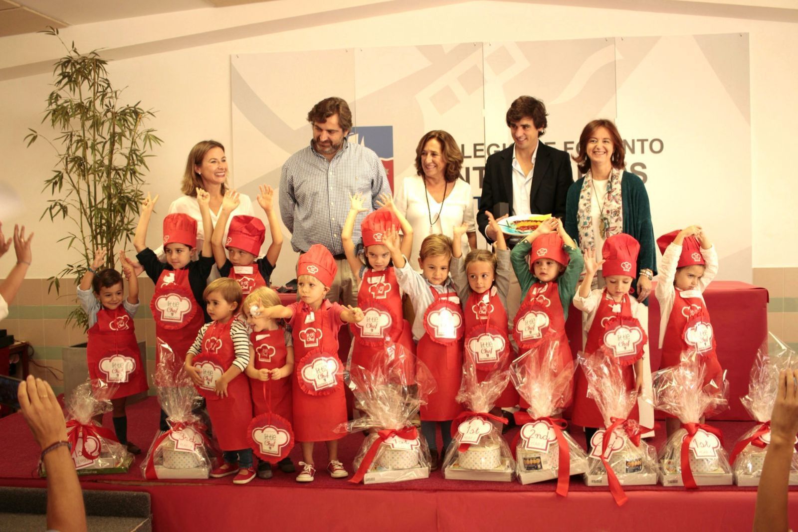 Más de 100 niños cocinan en Entreolivos Little Chef