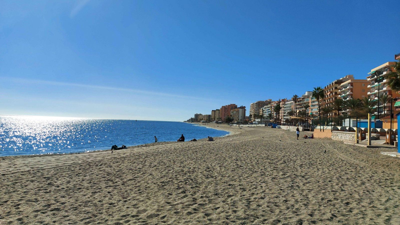 La playa de Fuengirola. La playa de Fuengirola.