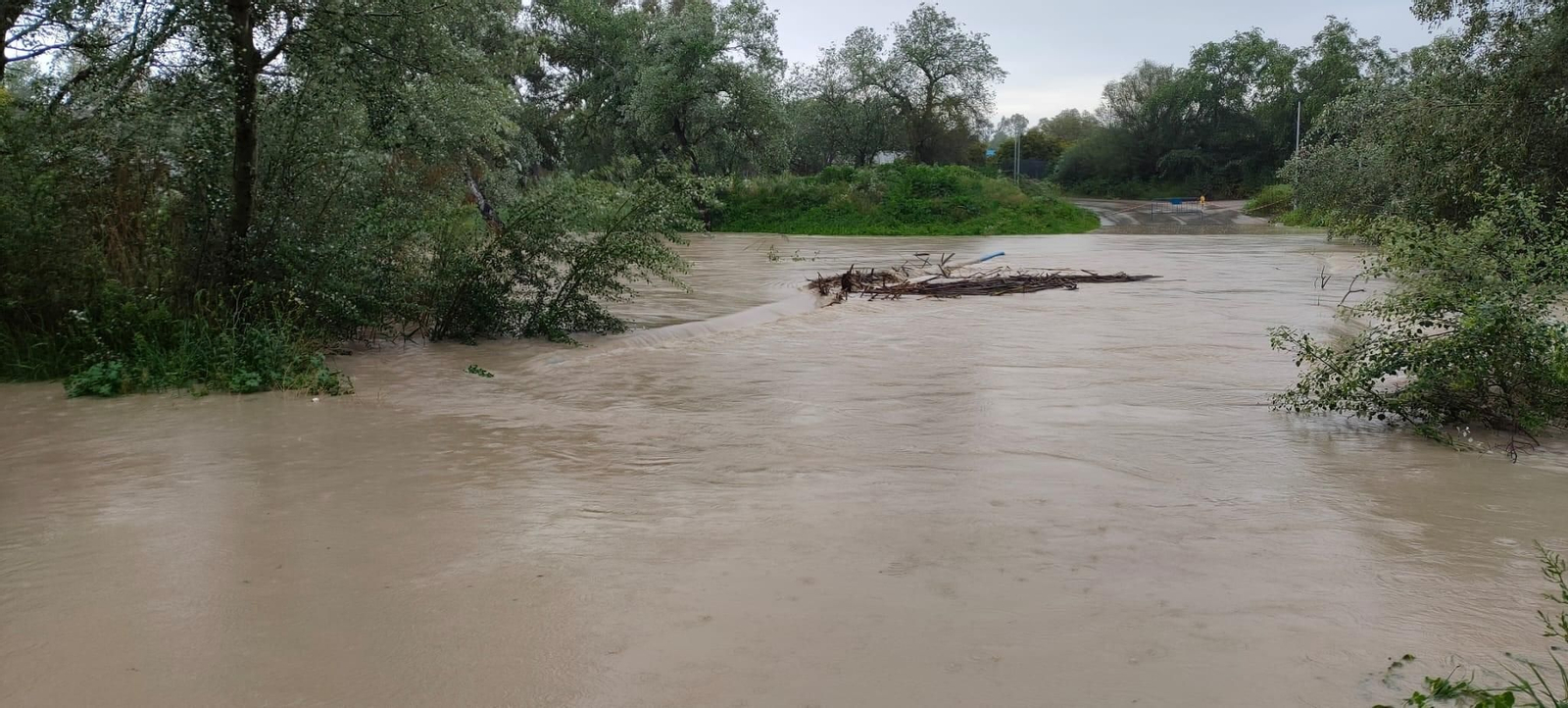 Imagen de archivo de una crecida anterior del río Guadalete a su paso por La Barca de la Florida
