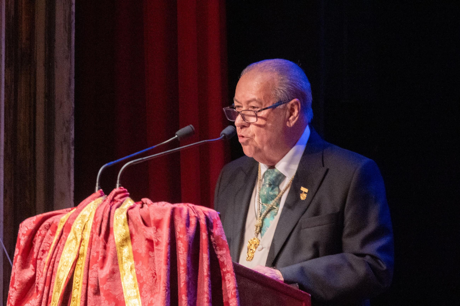 Imágenes del Pregón de la Semana Santa de Huelva 2025, a cargo de Fernando Romero