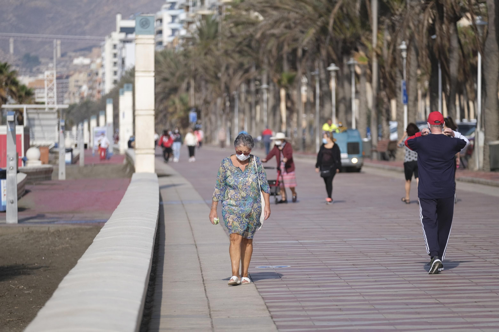 Las cifras de contagios bajan hasta los niveles del mes de julio.