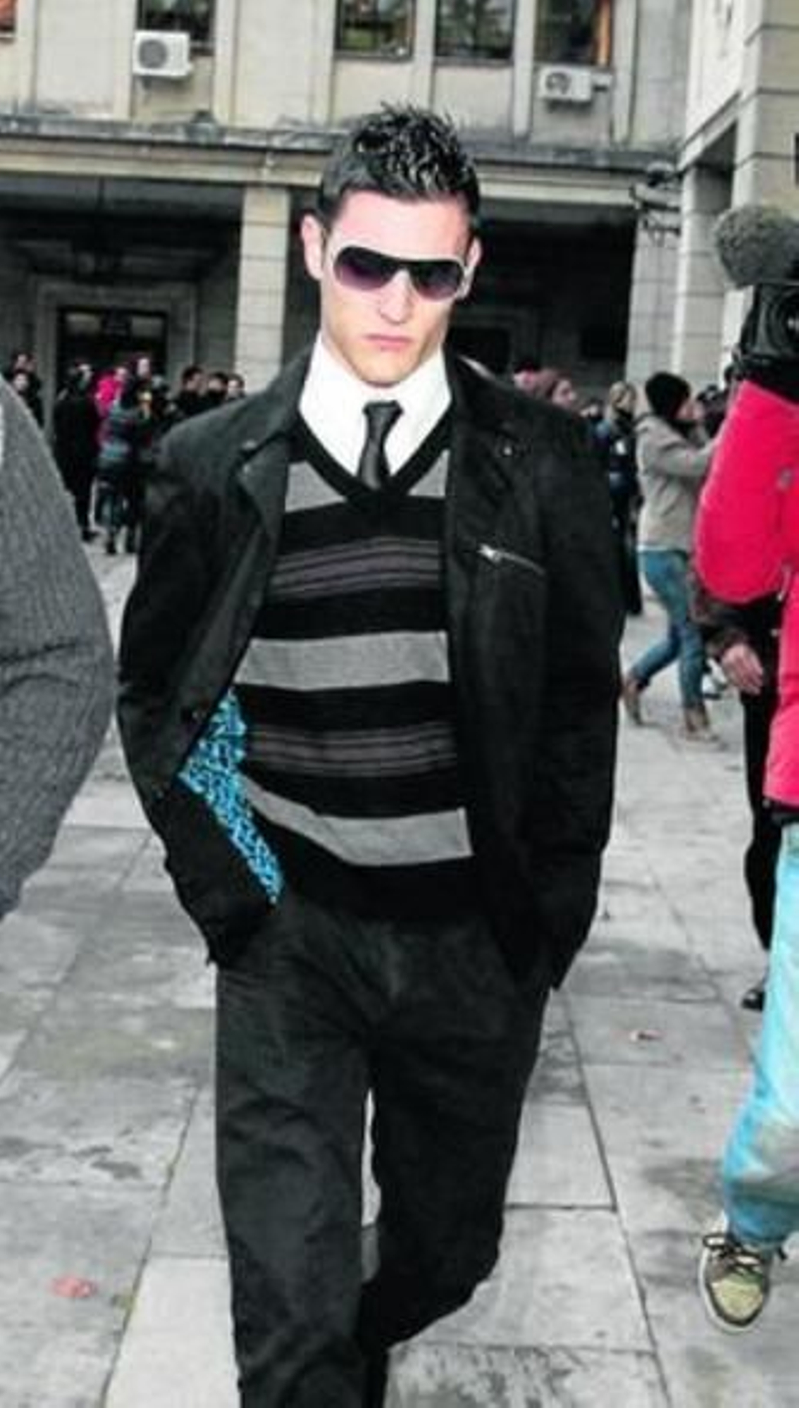 Samuel Benítez acude a la Audiencia de Sevilla.