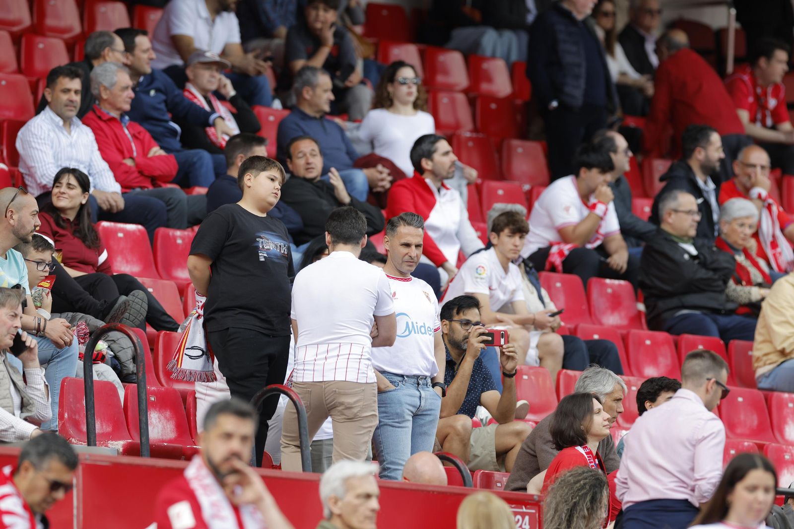 Búscate en las fotos del Sevilla Fc - Atlético de Madrid