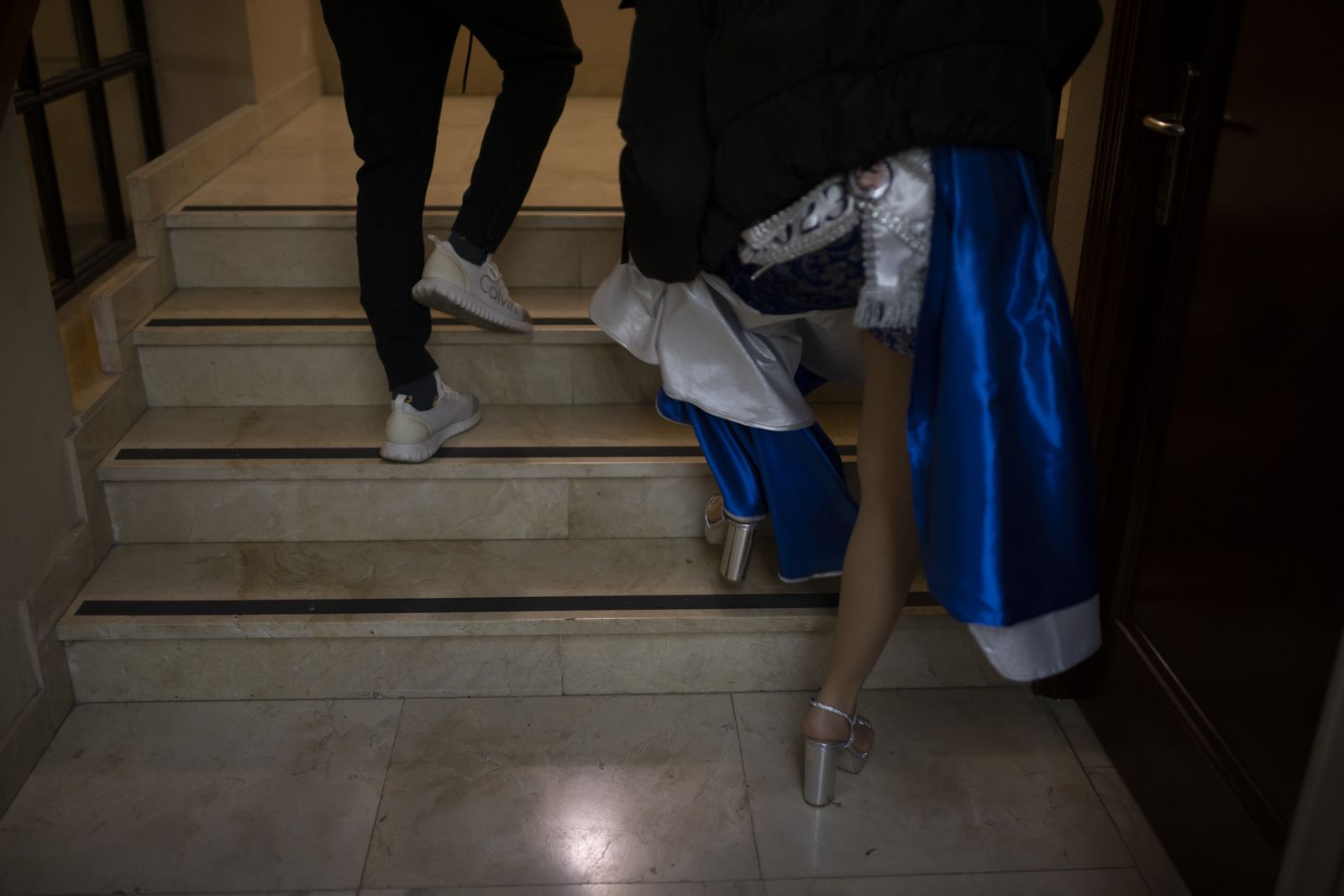 Ambiente del primer día de semifinal del Carnaval Colombino