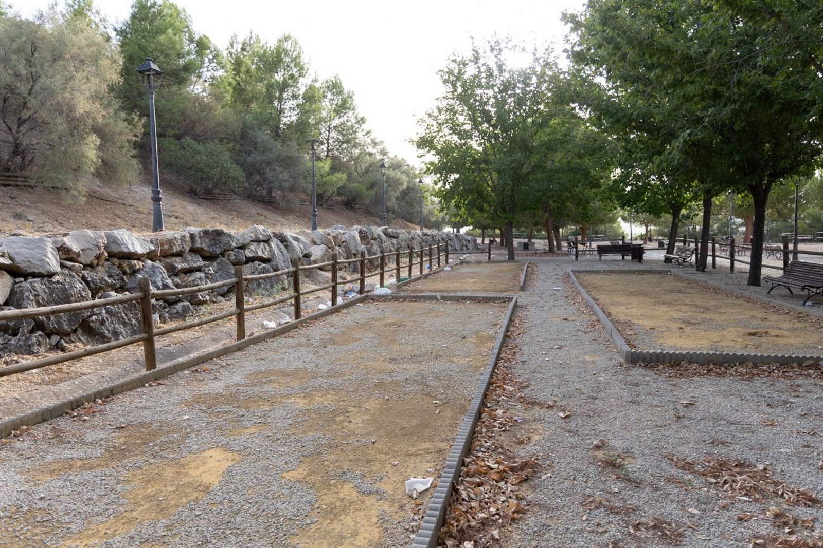 Estado de abandono del parque del Cerro de las Canteras