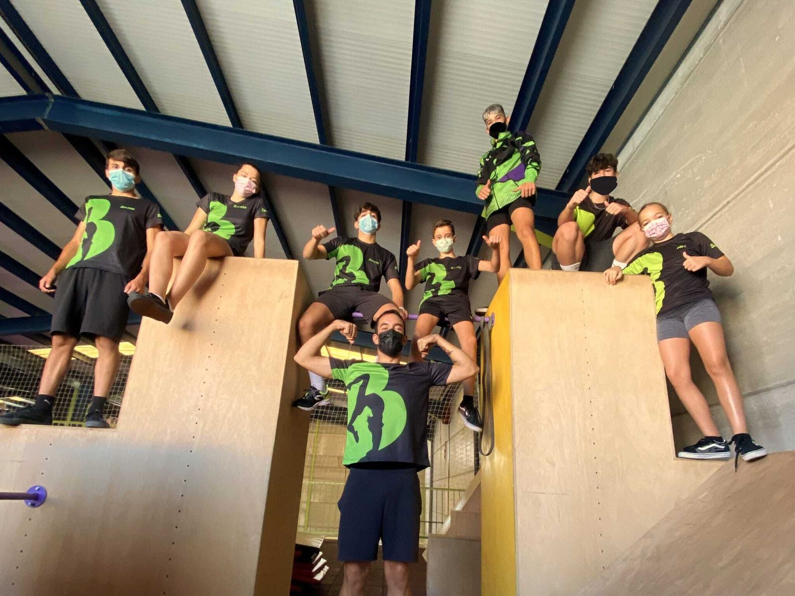 Los atletas del Balans que acudirán al Campeonato de España de parkour.