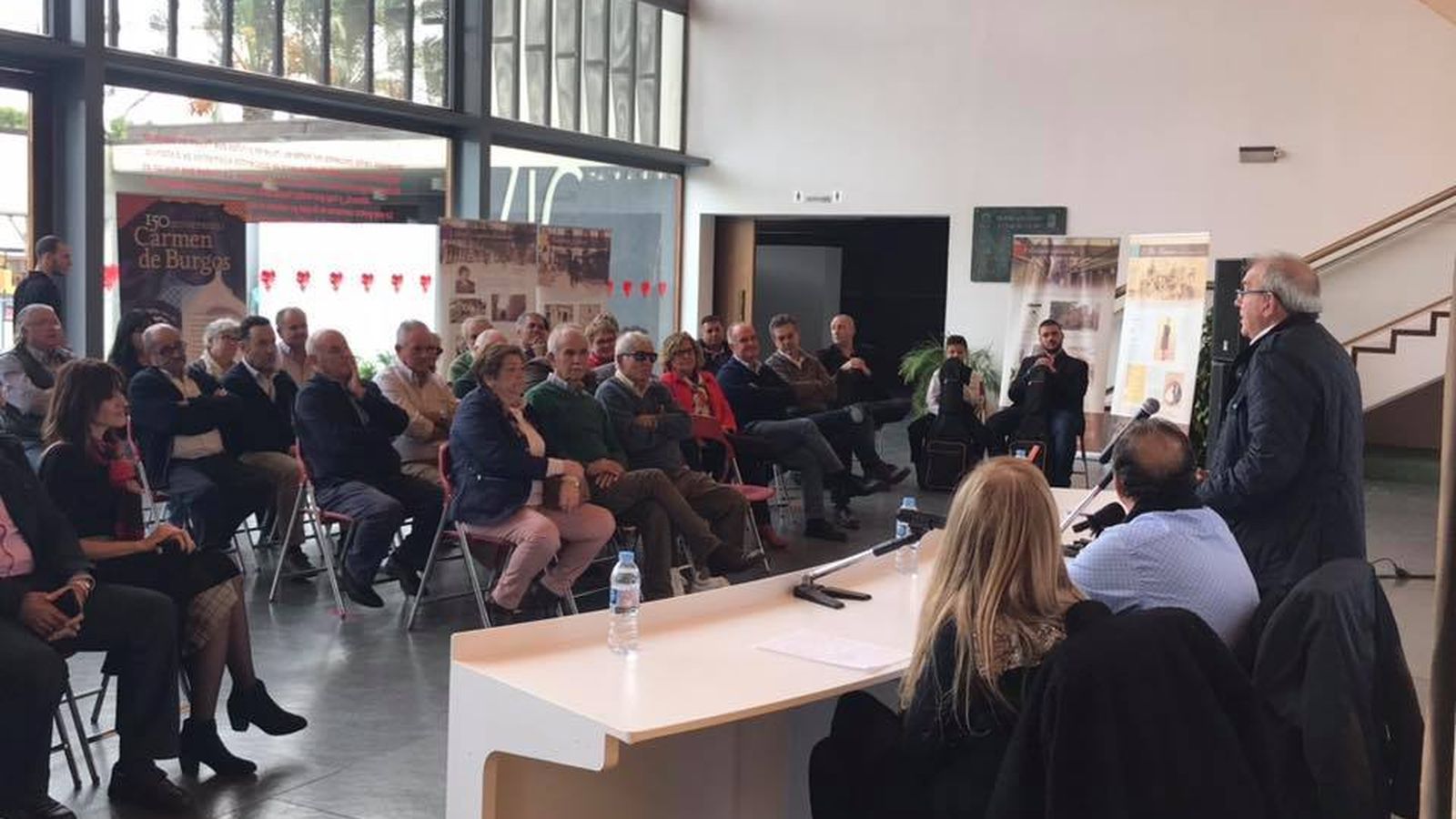 Antonio Bonilla se dirige a los asistentes  a la Jornada de Convivencia