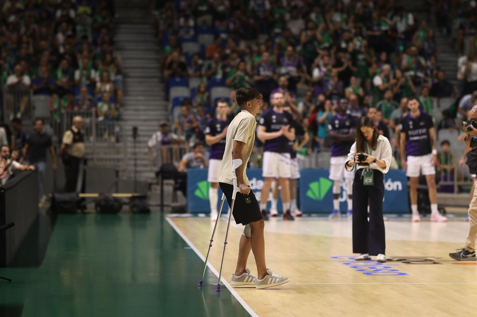 La fiesta por la Copa Intercontinental en el Carpena