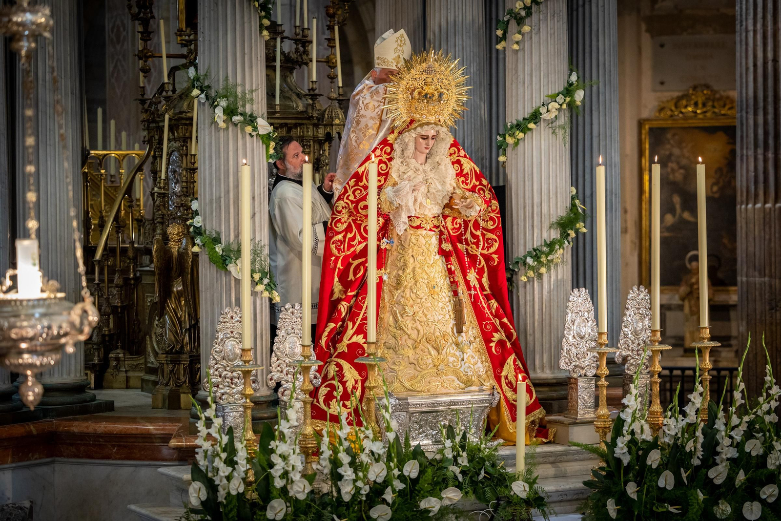 Imágenes de la coronación de la Virgen de las Penas