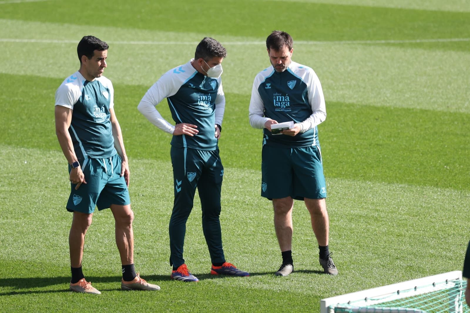 Funes, con fiebre y mascarilla pero al pie del cañón