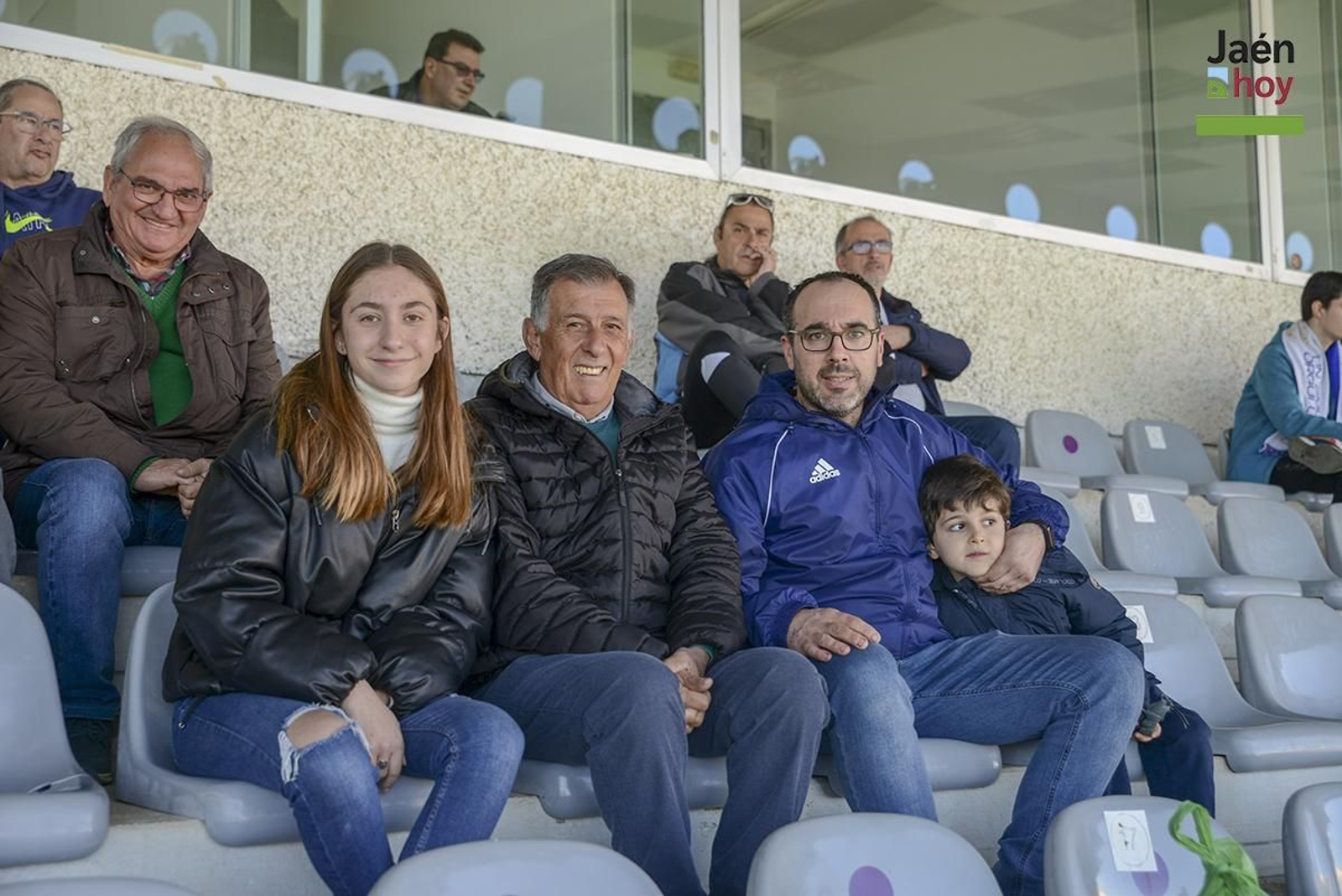 Búscate en la victoria del Real Jaén con la que asciende a la segunda plaza