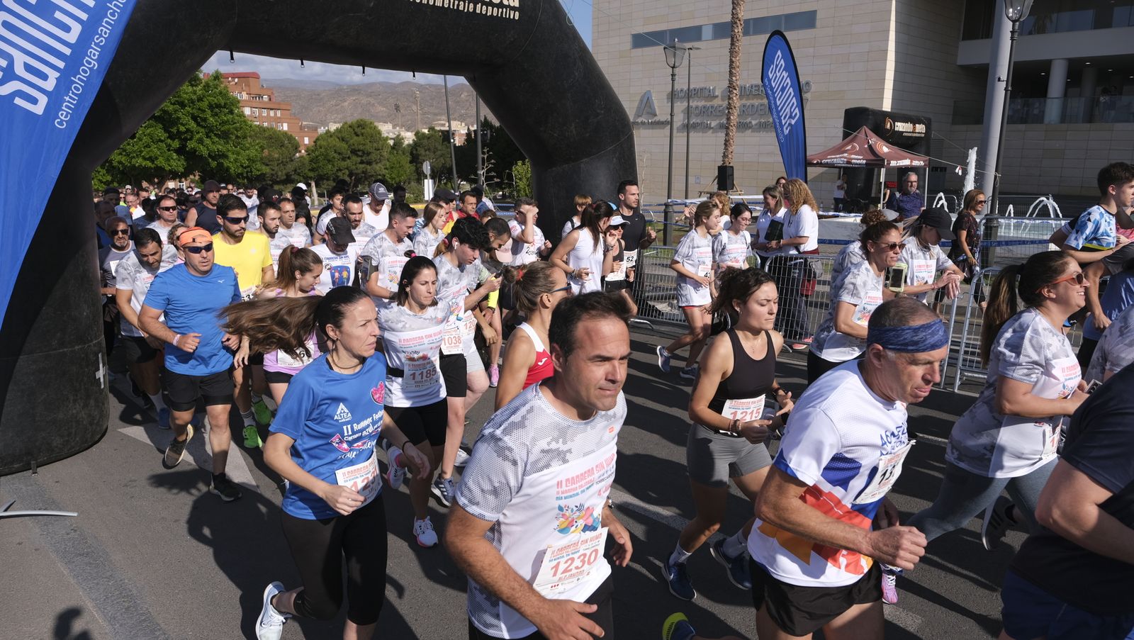 Imágenes de la II Carrera Sin Humo, en Almería
