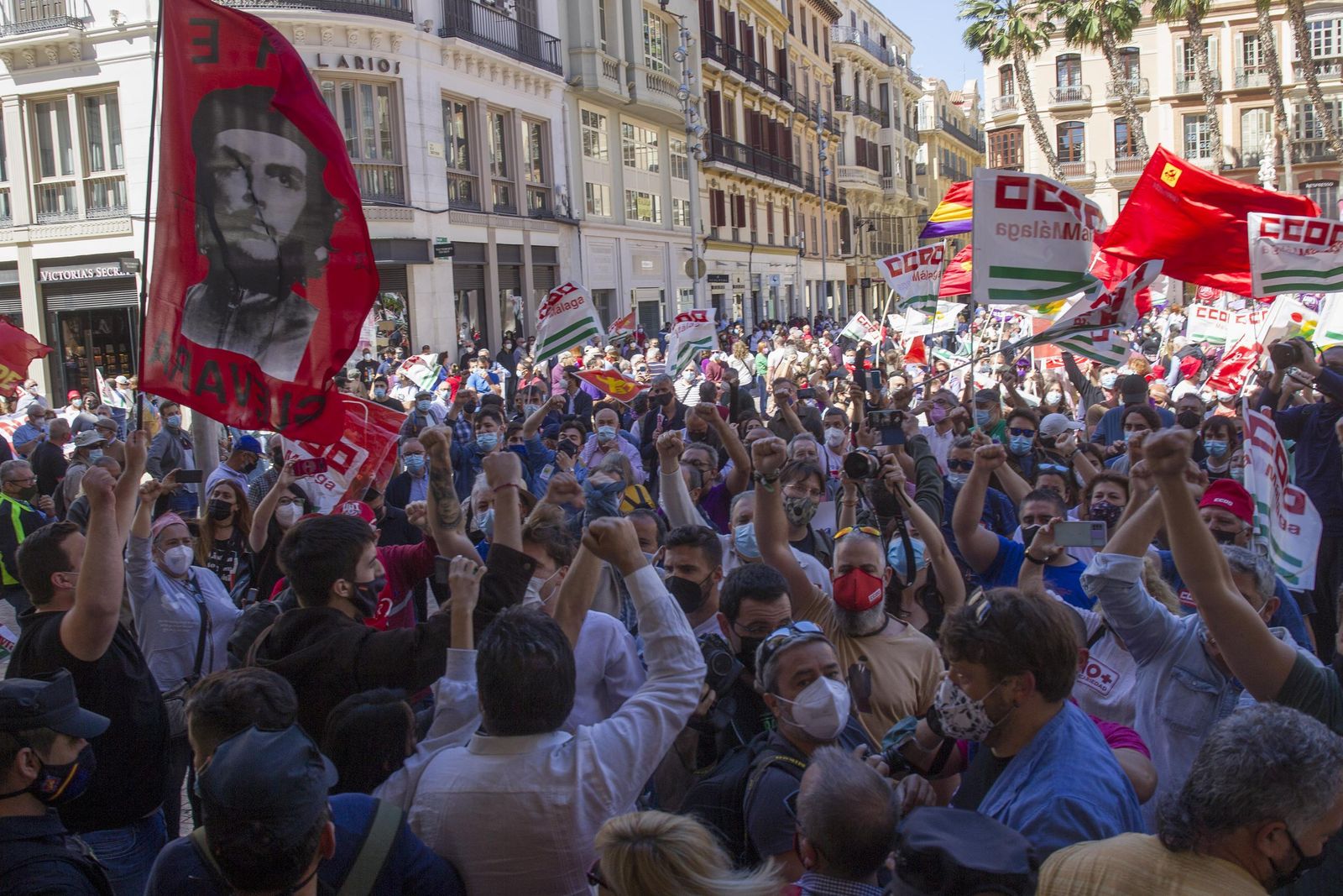 Primero de Mayo en Málaga marcado por la pandemia, en fotos