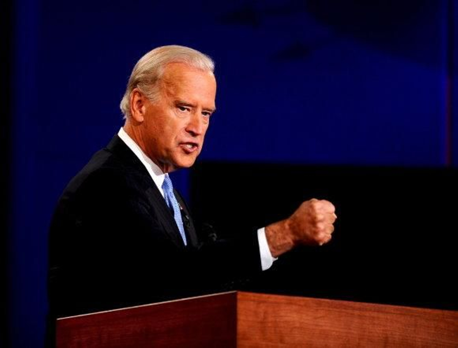 Palin se recupera de las críticas y sobrevive a Biden