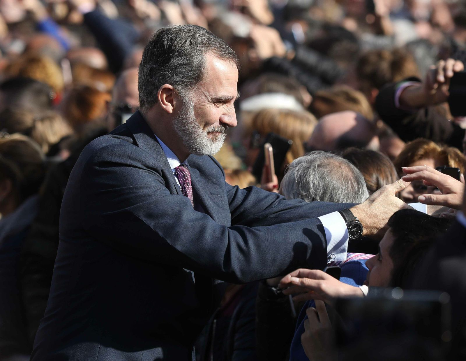 El Rey Felipe, en su visita al municipio sevillano de Écija.