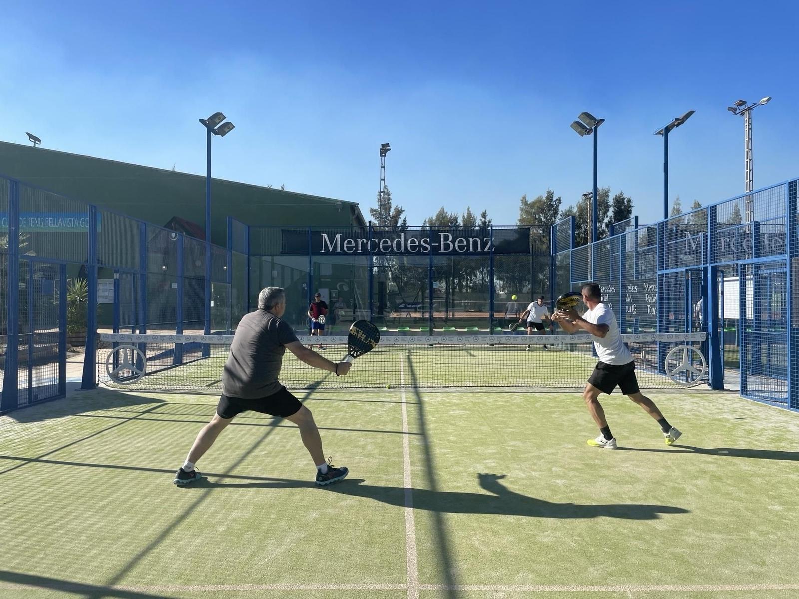 Torneo de pádel Adarsa Sur en el club de Golf de Bellavista.